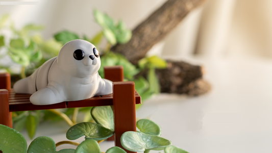 Krew3D Printables - TIny Seal - 3D Printed, Articulated, and Super Wiggly | 3D Printed Flexible Fidget Collectible Gift for Kids & Adults | ZOU3D