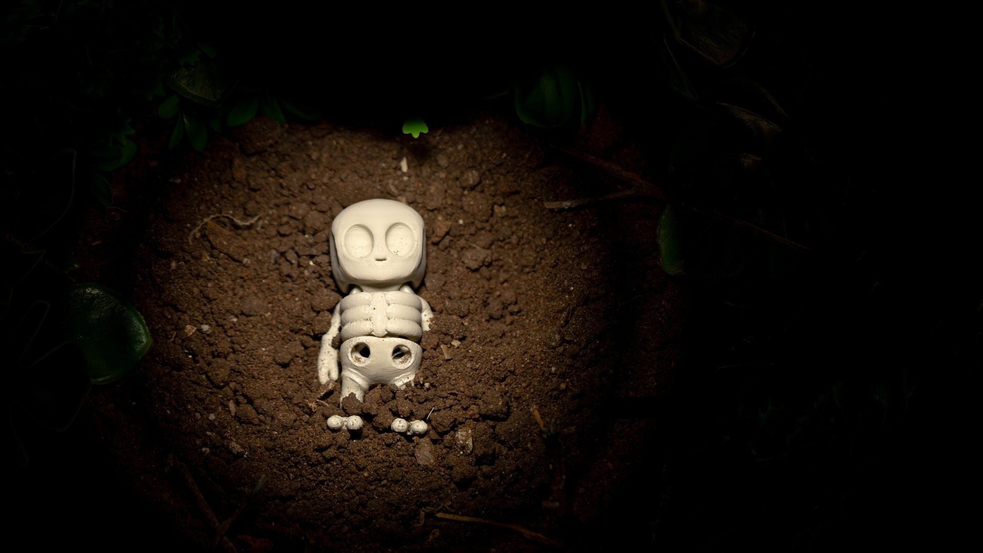 Krew3D Printables - Tiny Alien Skeleton - Out of This World Collectible | 3D Printed Flexible Fidget Collectible Gift for Kids & Adults | ZOU3D