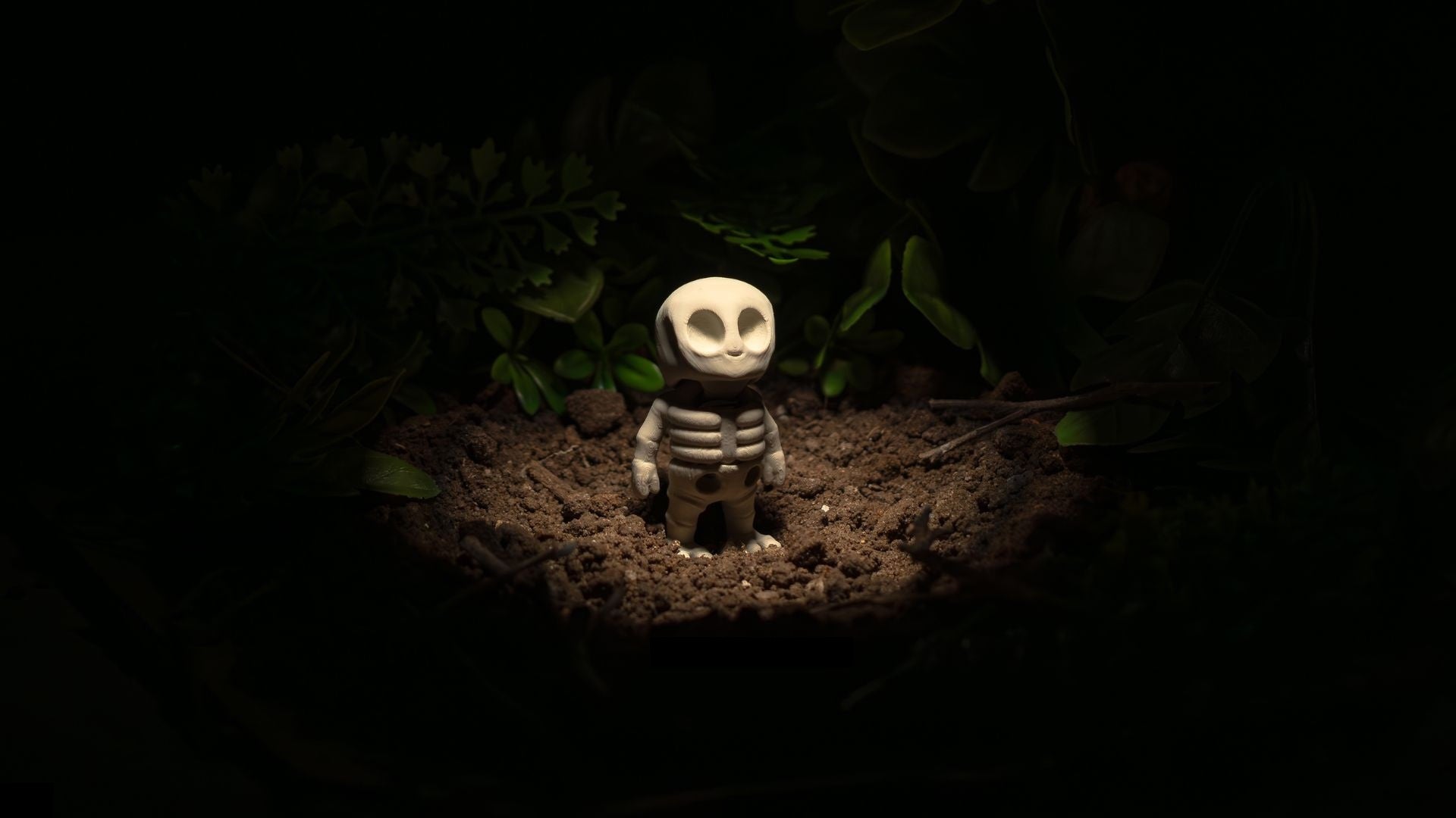 Krew3D Printables - Tiny Alien Skeleton - Out of This World Collectible | 3D Printed Flexible Fidget Collectible Gift for Kids & Adults | ZOU3D