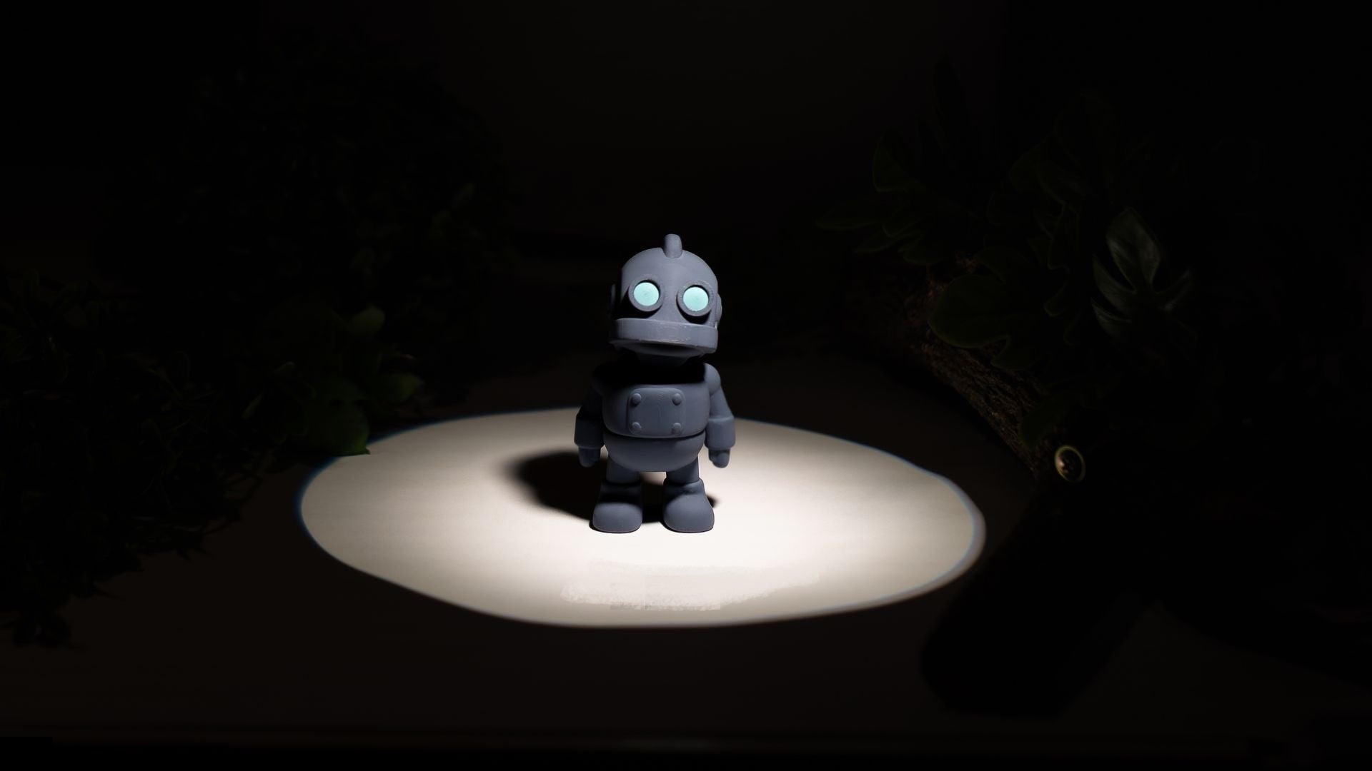 Krew3D Printables - Tiny Robot - 3D Printed, Articulated, and Super Wiggly | 3D Printed Flexible Fidget Collectible Gift for Kids & Adults | ZOU3D