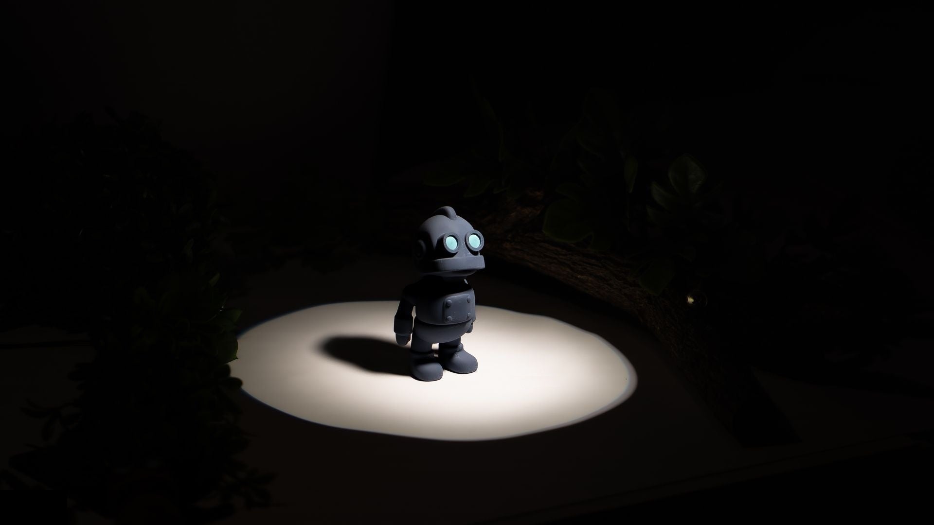 Krew3D Printables - Tiny Robot - 3D Printed, Articulated, and Super Wiggly | 3D Printed Flexible Fidget Collectible Gift for Kids & Adults | ZOU3D