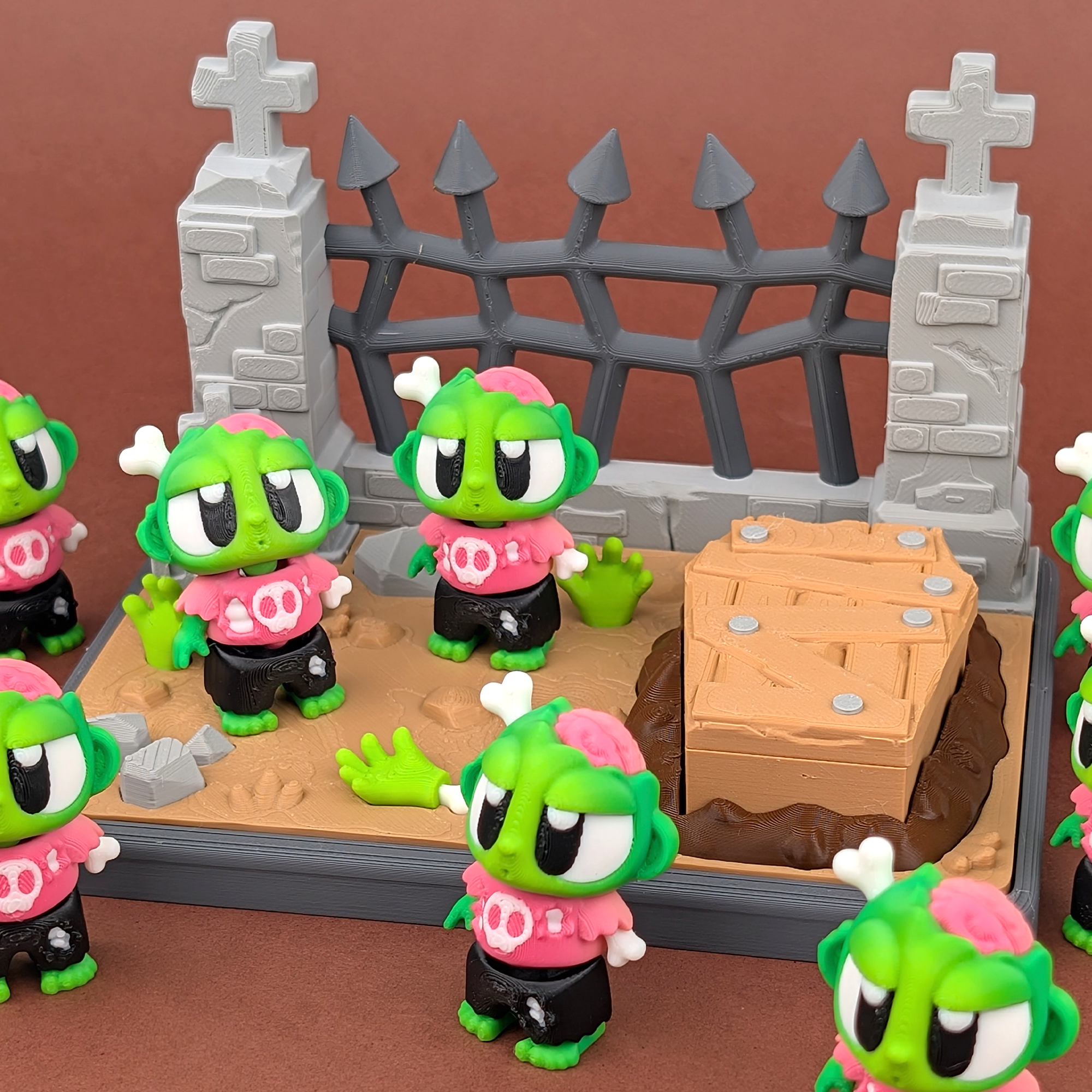 Flexi Zombie with Graveyard Showcase – Creepy-Cute Halloween Collectible